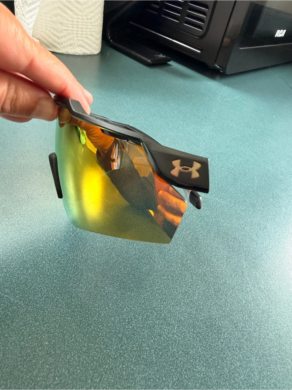 Under Armour Performance Wraparound Sunglasses in Amber/Gold Mirror